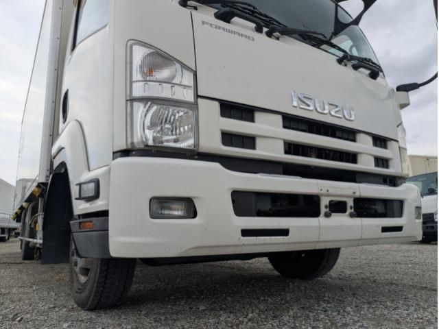 Isuzu FORWARD 2013-09 7306679-2