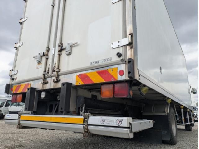 Isuzu FORWARD 2013-09 7306679-7