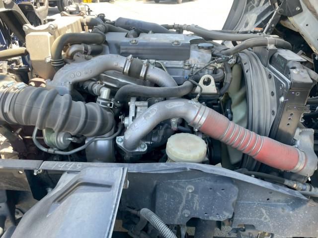 Isuzu FORWARD 2021-03 7306673-26