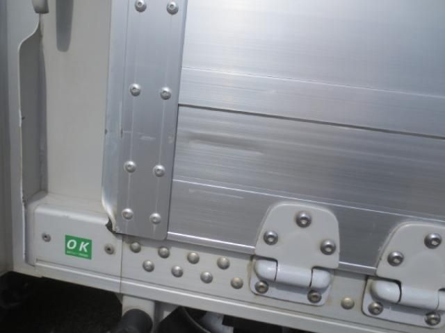 Isuzu FORWARD 2020-12 7306676-22