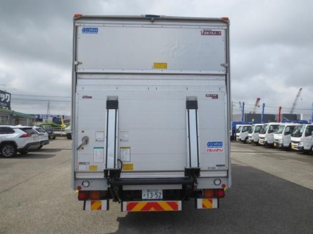 Isuzu FORWARD 2020-12 7306676-6
