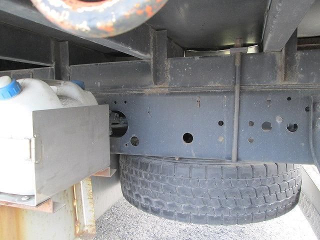 Isuzu FORWARD 2019-03 7306677-23