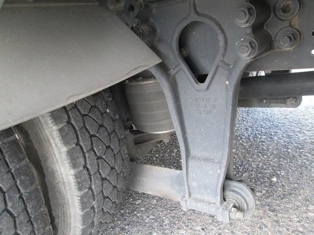 Isuzu FORWARD 2019-03 7306677-28
