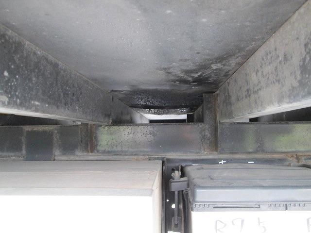 Isuzu FORWARD 2019-03 7306677-29