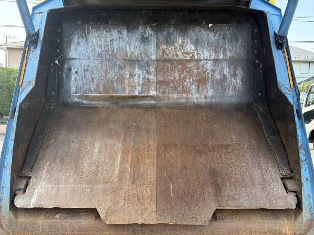 Isuzu FORWARD 2012-07 7306678-16