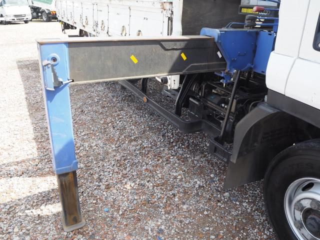 Isuzu FORWARD 2014-07 7306675-8