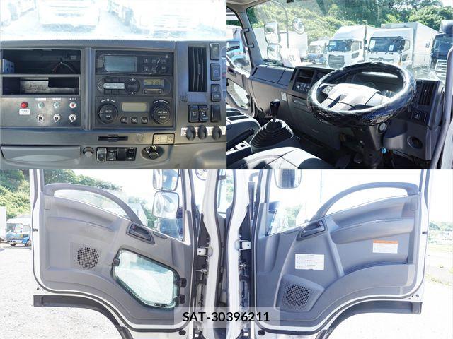 Isuzu FORWARD 2018-09 7327169-26