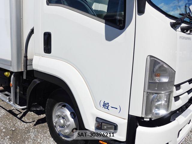 Isuzu FORWARD 2018-09 7327169-4