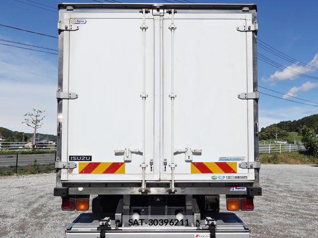 Isuzu FORWARD 2018-09 7327169-8