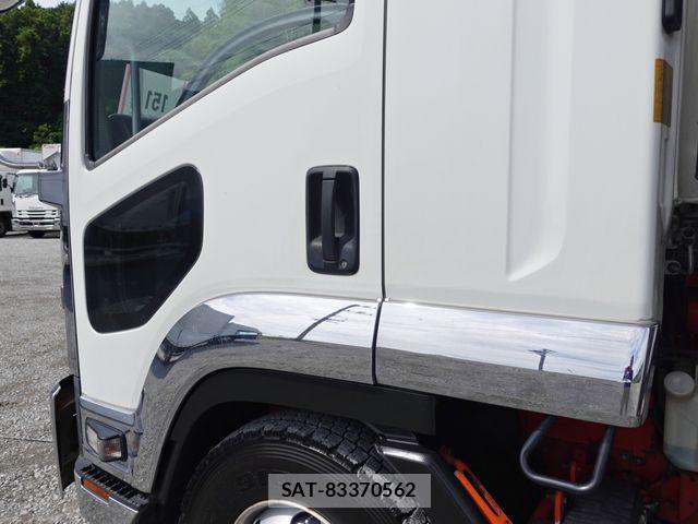 Isuzu FORWARD 2008-07 7327161-10