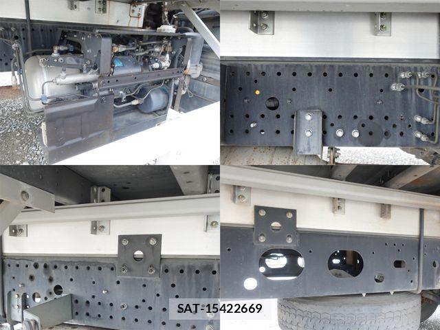 Isuzu FORWARD 2011-12 7327163-15