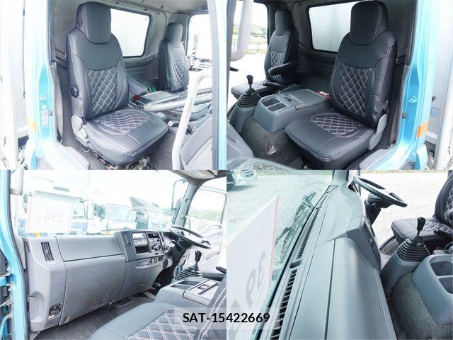 Isuzu FORWARD 2011-12 7327163-17