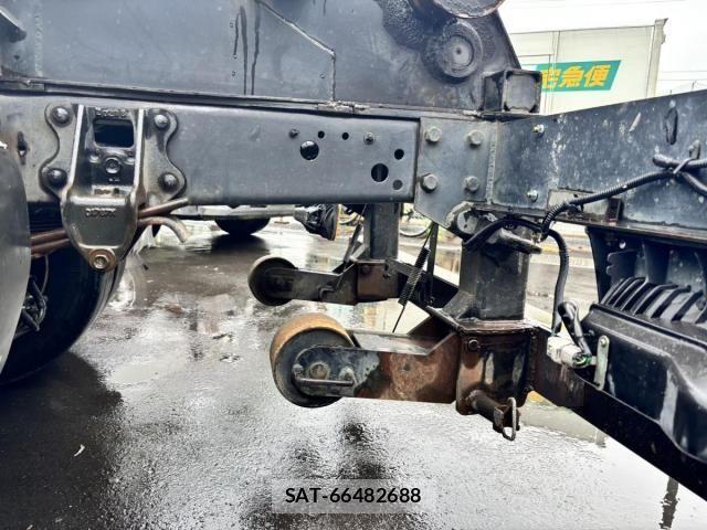 Isuzu FORWARD 2012-09 7357842-16