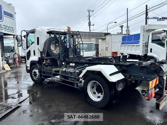 Isuzu FORWARD 2012-09 7357842-7