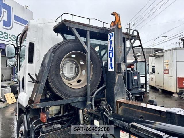 Isuzu FORWARD 2012-09 7357842-8