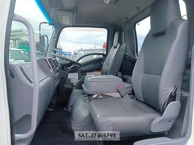 Isuzu FORWARD 2019-05 7357839-13