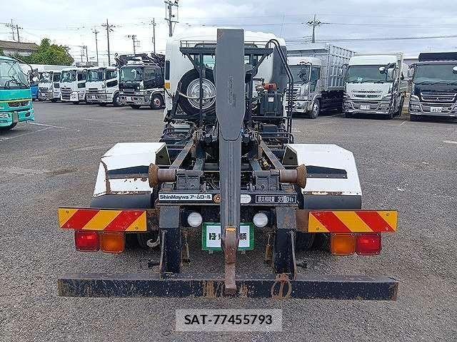 Isuzu FORWARD 2019-05 7357839-6