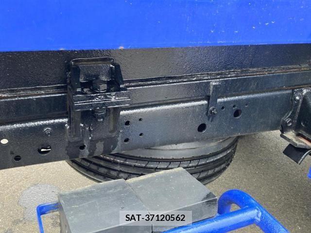 Isuzu FORWARD 2017-09 7357838-15