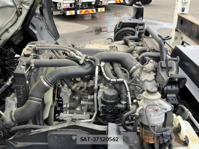 Isuzu FORWARD 2017-09 7357838-17