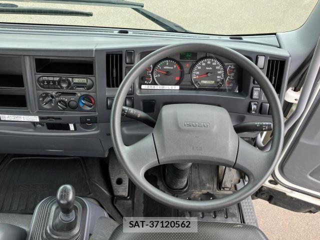 Isuzu FORWARD 2017-09 7357838-21