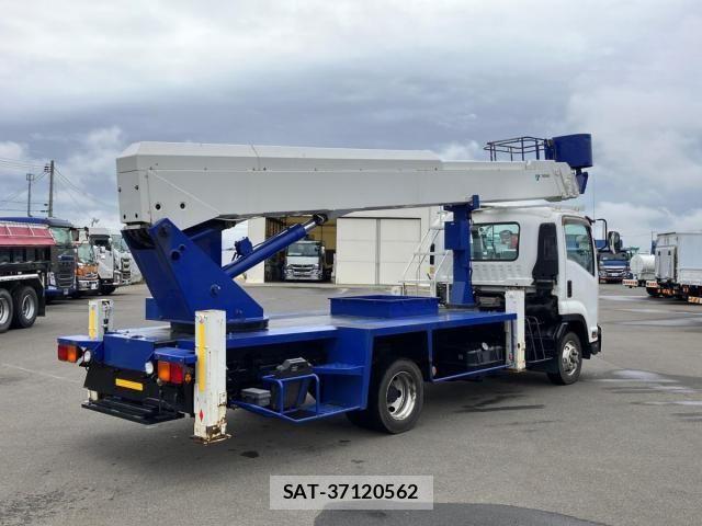 Isuzu FORWARD 2017-09 7357838-2