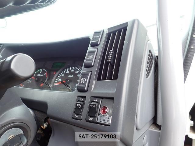 Isuzu FORWARD 2015-12 7357841-17