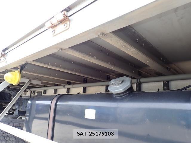 Isuzu FORWARD 2015-12 7357841-19