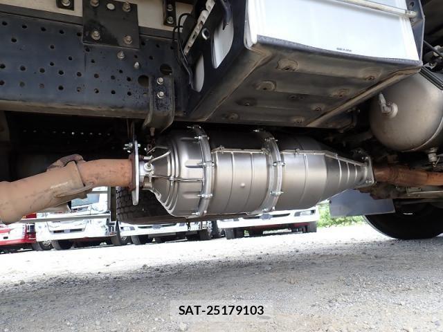 Isuzu FORWARD 2015-12 7357841-25
