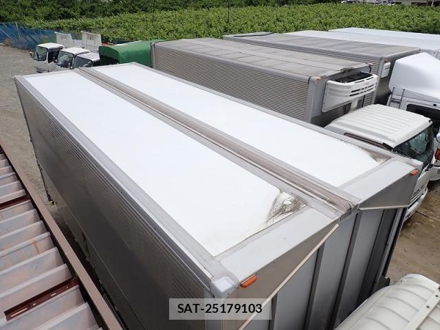 Isuzu FORWARD 2015-12 7357841-7