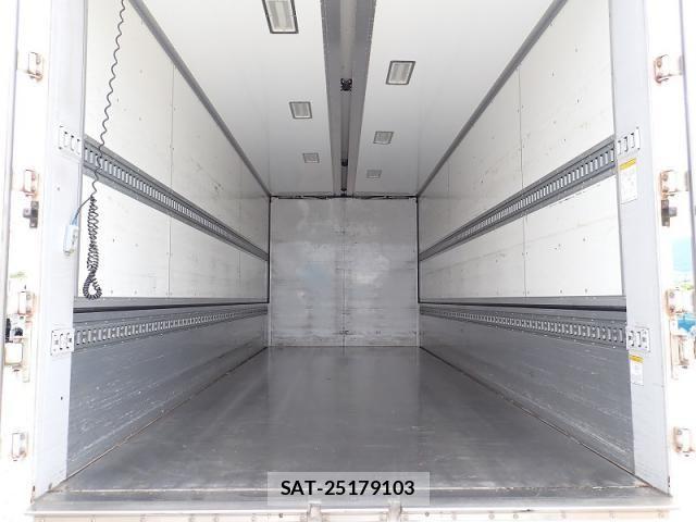 Isuzu FORWARD 2015-12 7357841-8
