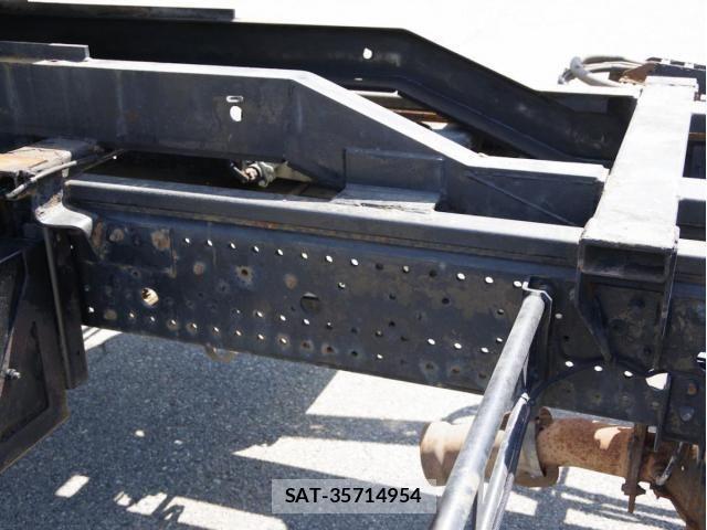 Isuzu FORWARD 2015-10 7357836-5