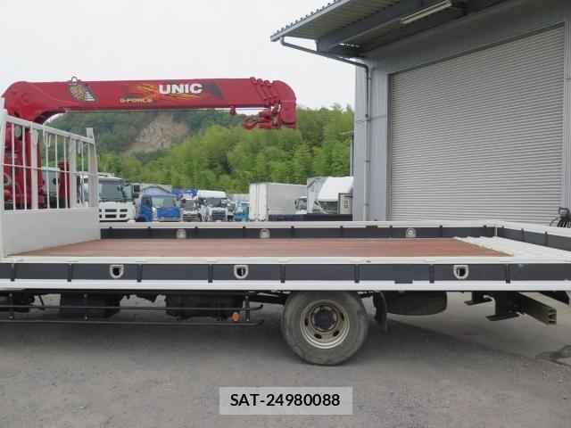 Isuzu FORWARD 2017-09 7357835-10