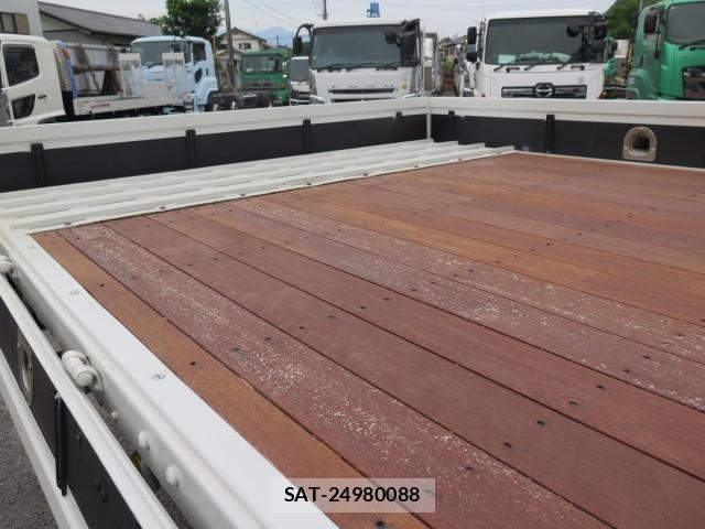 Isuzu FORWARD 2017-09 7357835-14