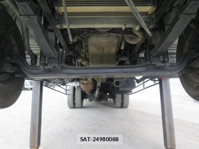 Isuzu FORWARD 2017-09 7357835-28