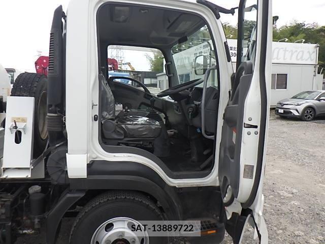 Isuzu FORWARD 2018-03 7357844-18