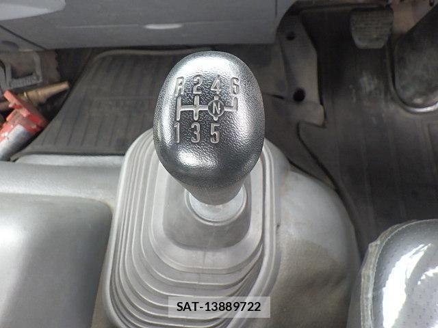 Isuzu FORWARD 2018-03 7357844-21