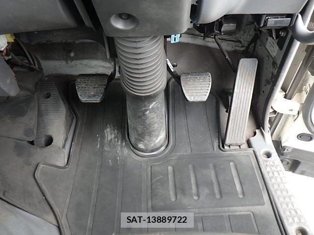 Isuzu FORWARD 2018-03 7357844-25