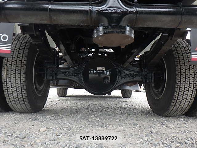 Isuzu FORWARD 2018-03 7357844-5