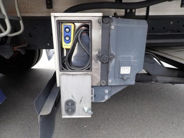 Isuzu FORWARD 2020-12 7383902-15