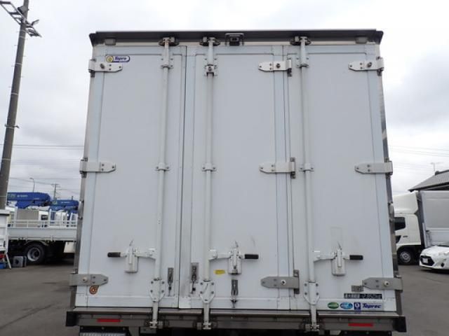 Isuzu FORWARD 2020-12 7383902-25