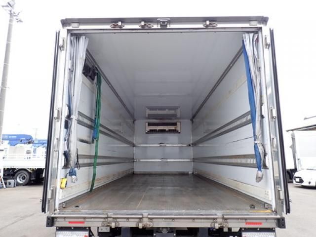 Isuzu FORWARD 2020-12 7383902-28