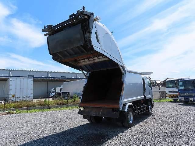 Isuzu FORWARD 2015-04 7383904-5