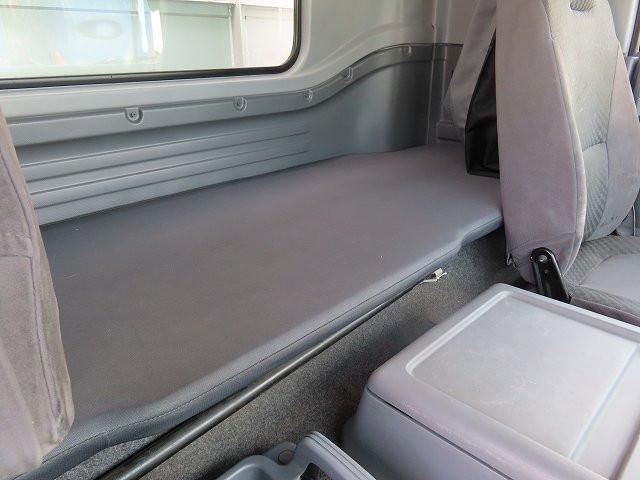 Isuzu FORWARD 2016-10 7383903-22