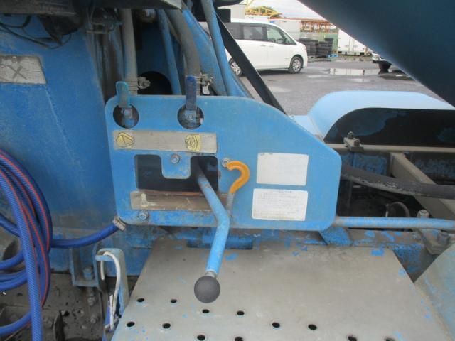 Isuzu FORWARD 2010-01 7383914-10