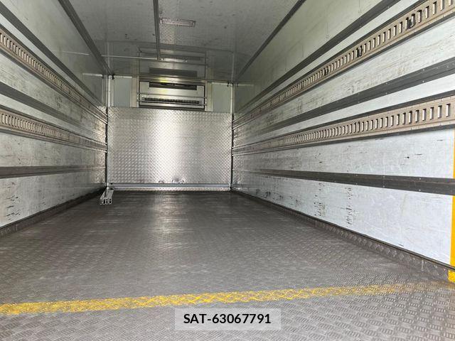 Isuzu FORWARD 2013-10 7392230-11