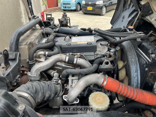 Isuzu FORWARD 2013-10 7392230-24