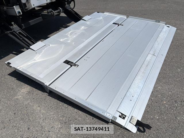 Isuzu FORWARD 2019-03 7454425-18