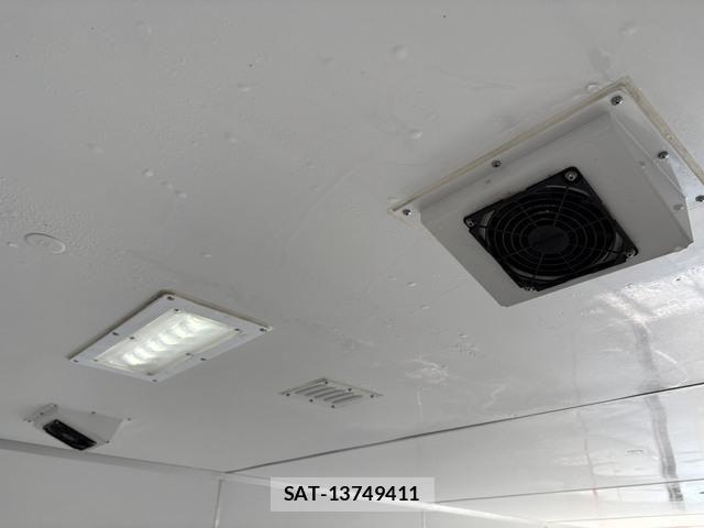 Isuzu FORWARD 2019-03 7454425-27