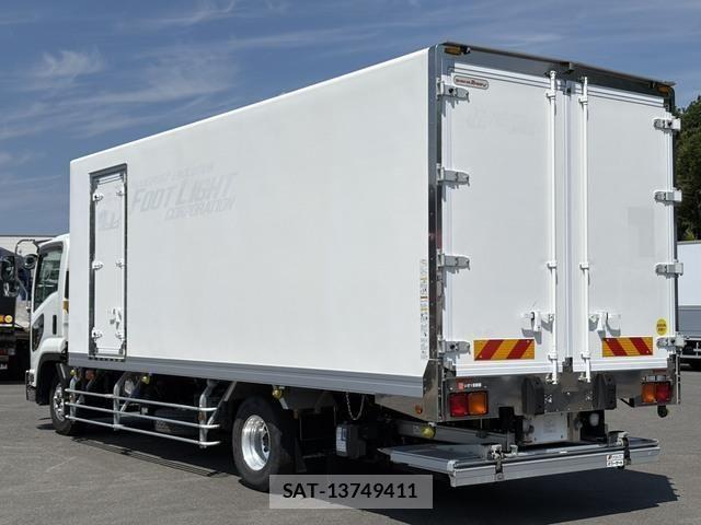Isuzu FORWARD 2019-03 7454425-5