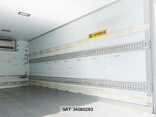 Isuzu FORWARD 2014-06 7454433-15